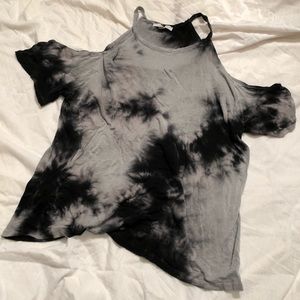 American Eagle off the shoulder shirt